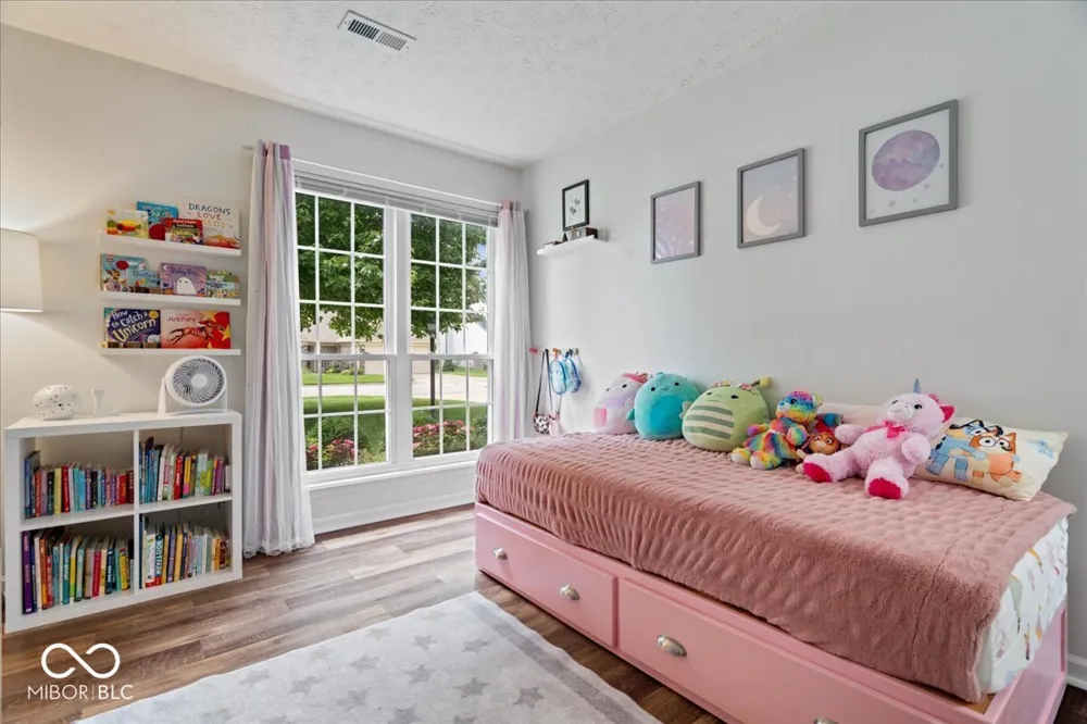 11546 Jamestown Drive W Fishers, IN 46038