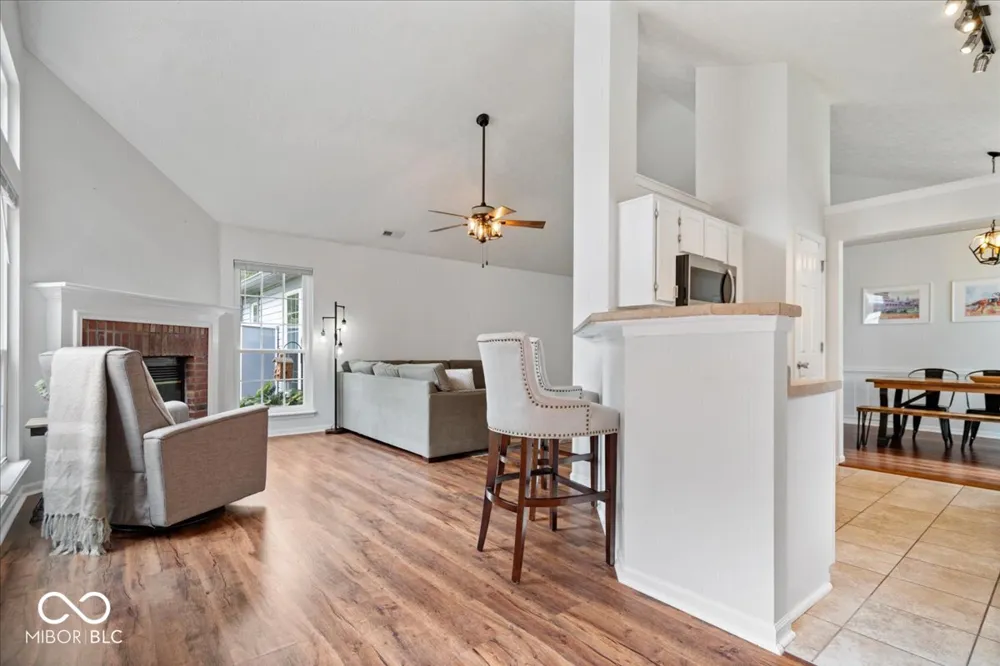 11546 Jamestown Drive W Fishers, IN 46038