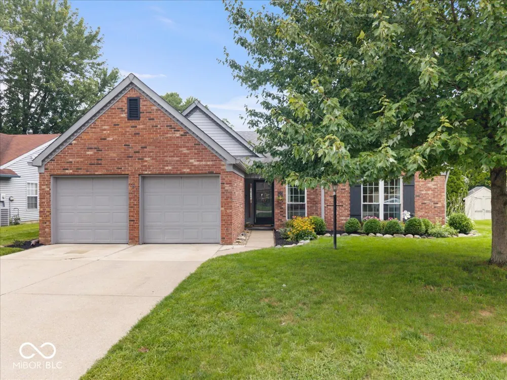 11546 Jamestown Drive W Fishers, IN 46038