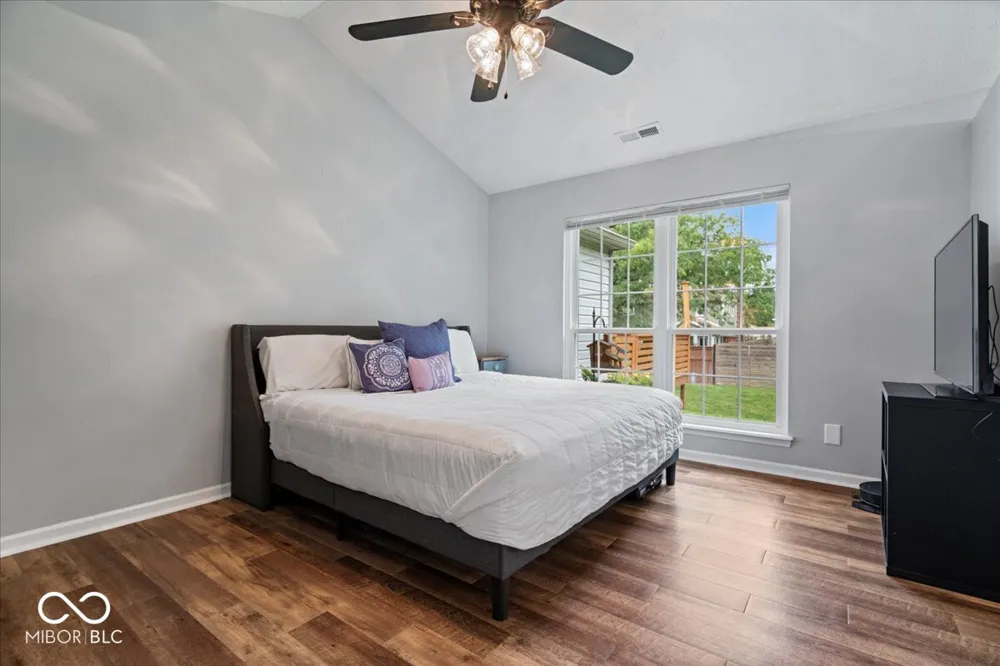 11546 Jamestown Drive W Fishers, IN 46038