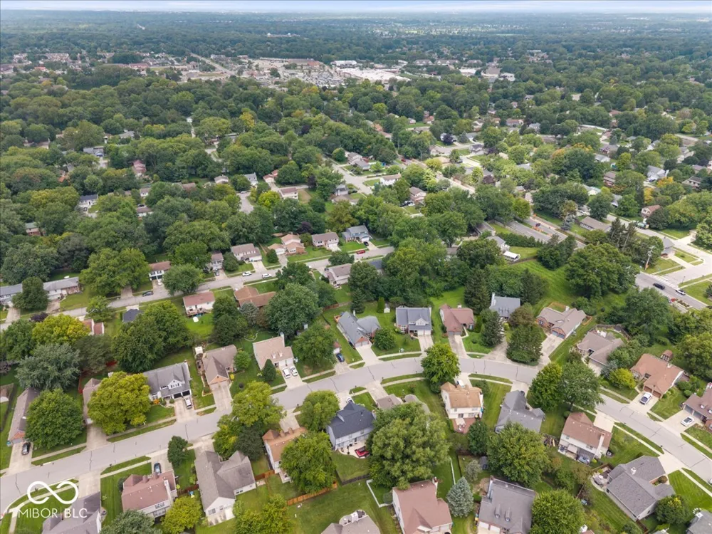 11546 Jamestown Drive W Fishers, IN 46038
