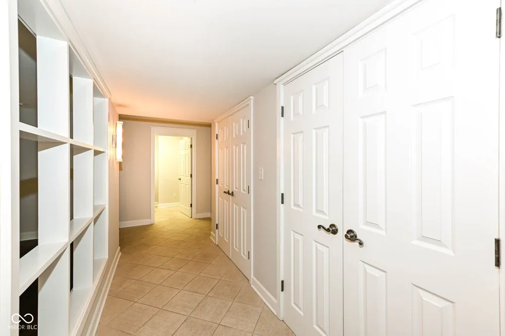 8651 Jaffa Ct E Drive #25 Indianapolis, IN 46260