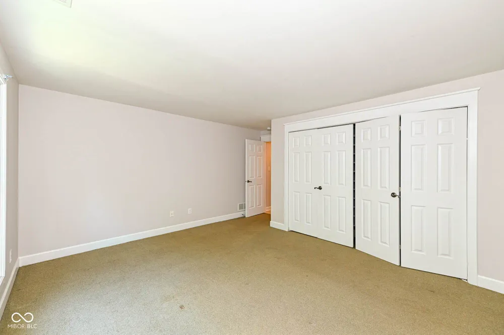 8651 Jaffa Ct E Drive #25 Indianapolis, IN 46260