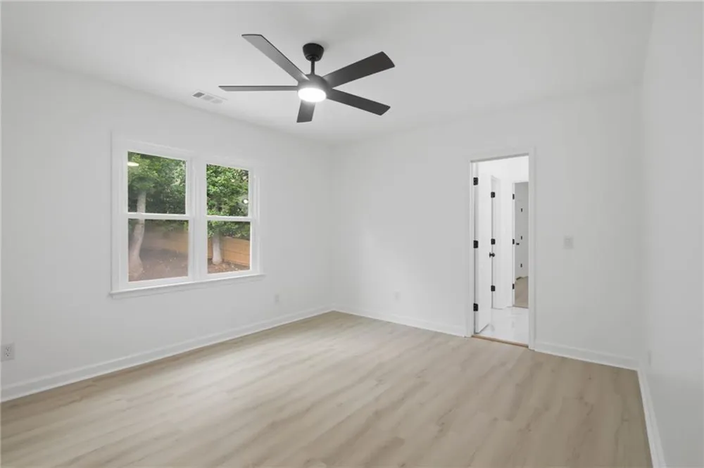 2211 Brooke Farm Trail Dunwoody, GA 30338