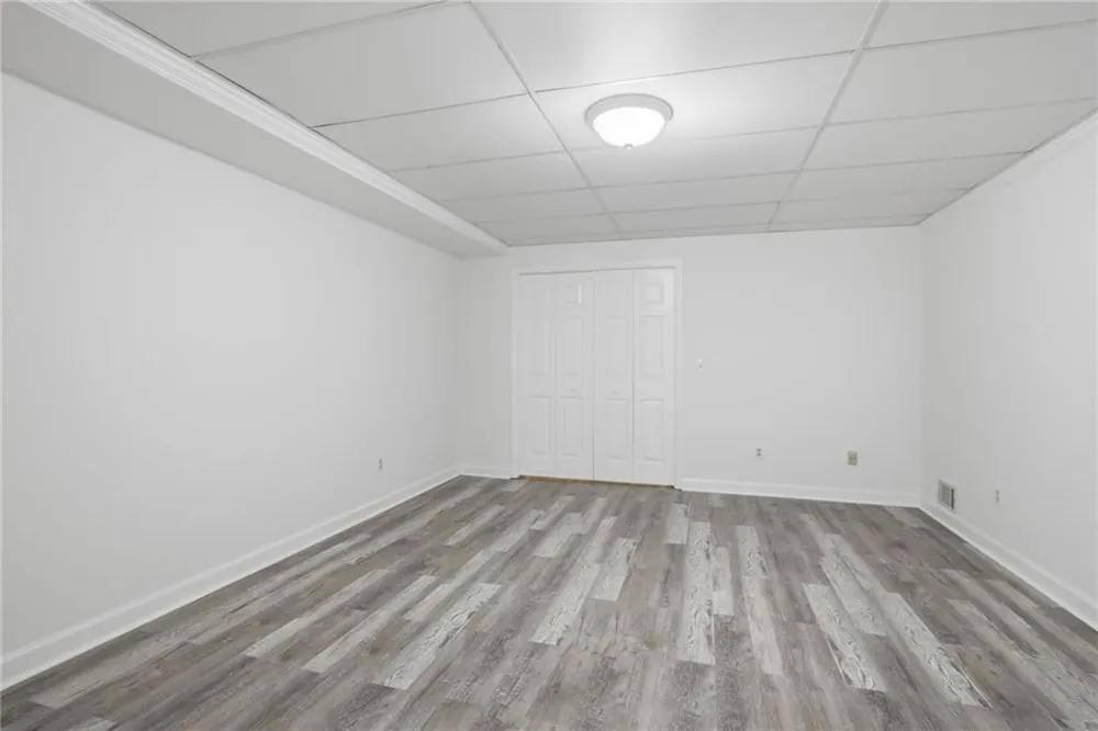 2211 Brooke Farm Trail Dunwoody, GA 30338