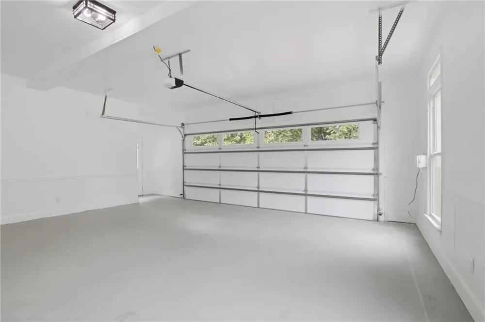 2211 Brooke Farm Trail Dunwoody, GA 30338