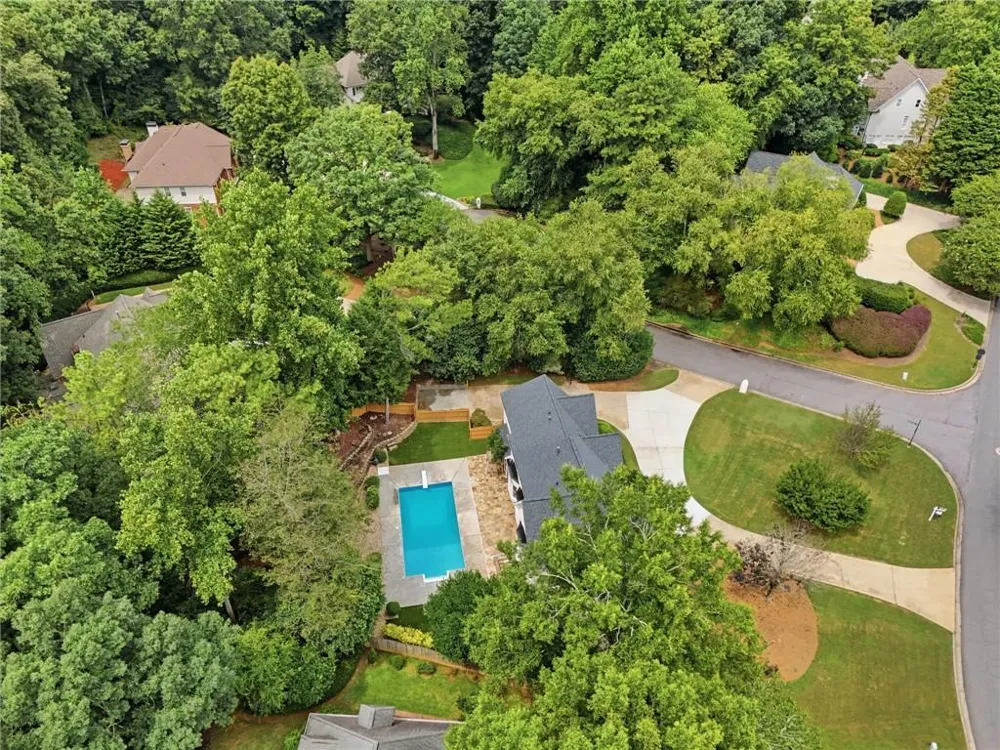 2211 Brooke Farm Trail Dunwoody, GA 30338
