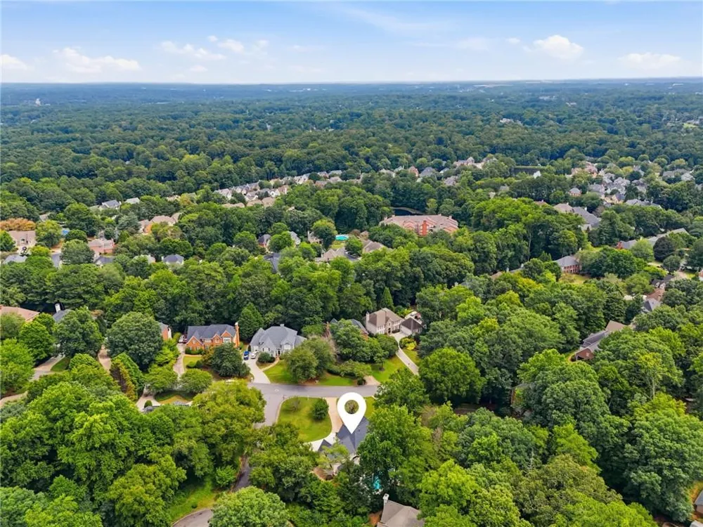 2211 Brooke Farm Trail Dunwoody, GA 30338