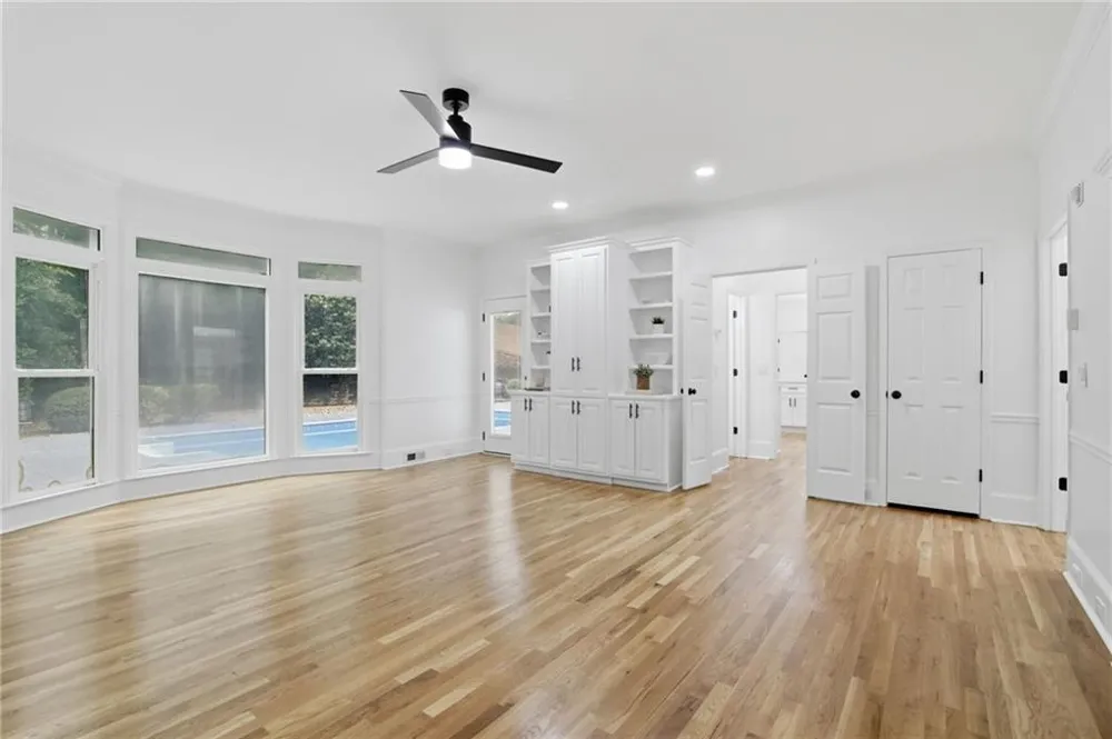 2211 Brooke Farm Trail Dunwoody, GA 30338