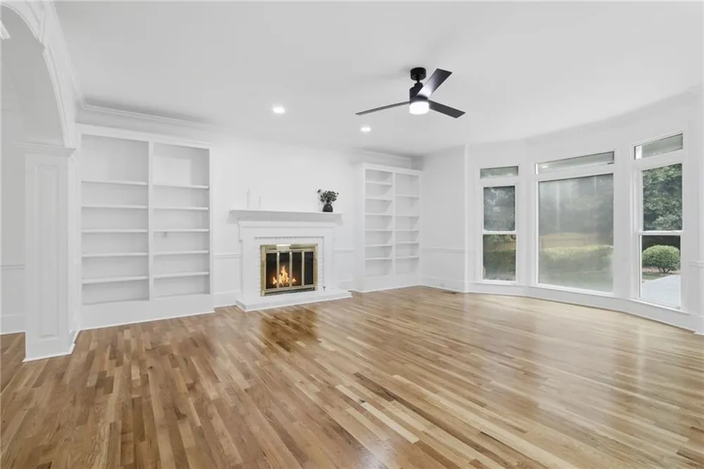2211 Brooke Farm Trail Dunwoody, GA 30338