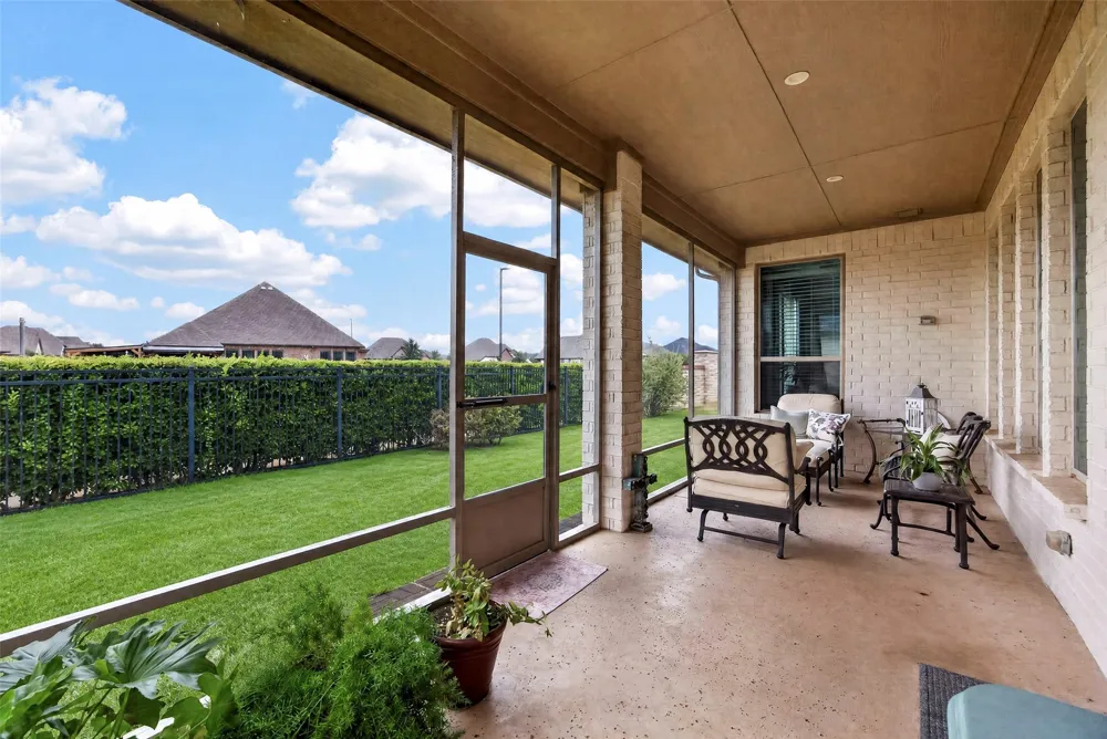 1320 Amsterdam Court Granbury, TX 76048