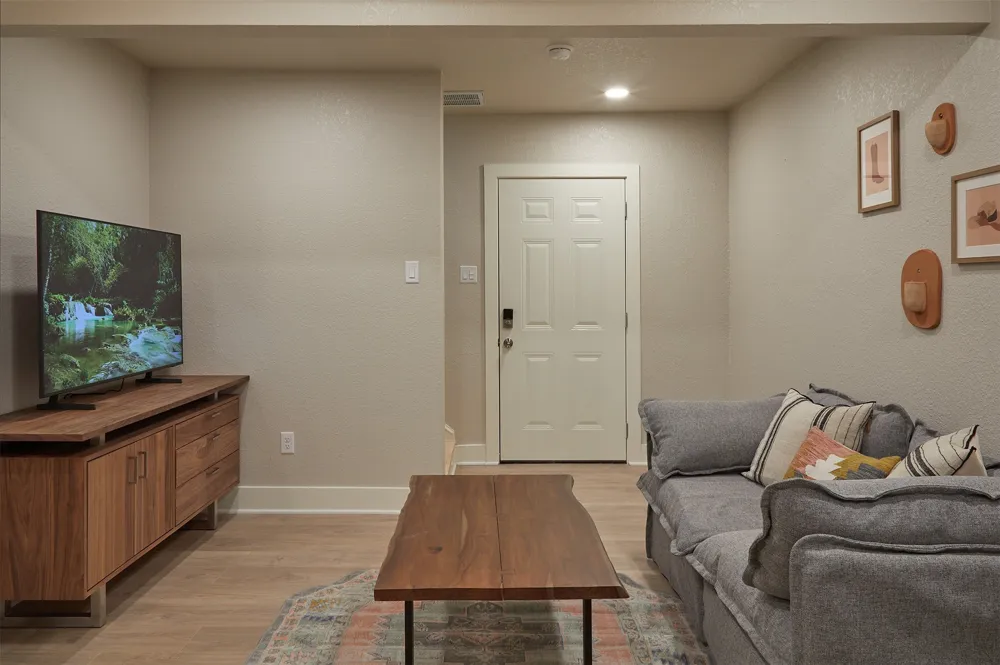 805 Lilac Street Fort Worth, TX 76110