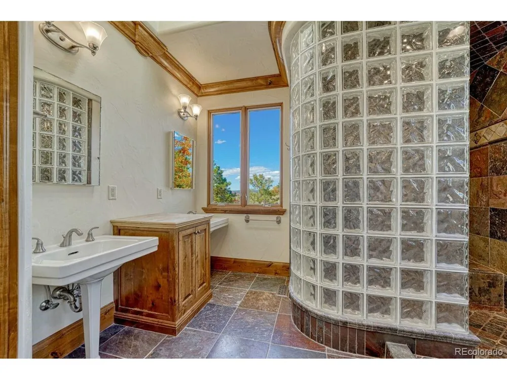 4050 Old Ranch Road Colorado Springs, CO 80908