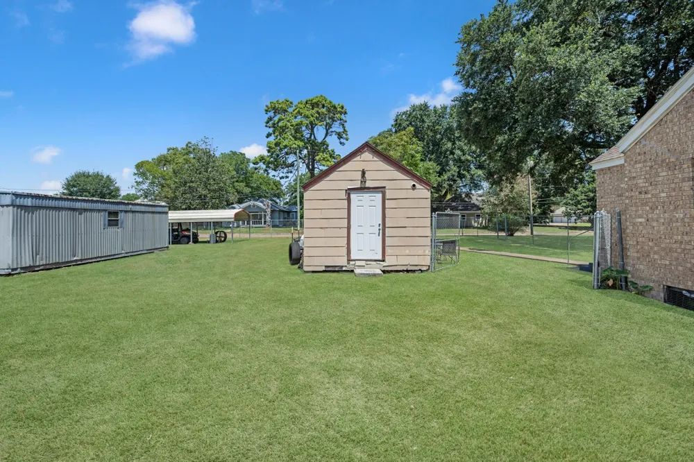405 Missouri Street Liberty, TX 77575