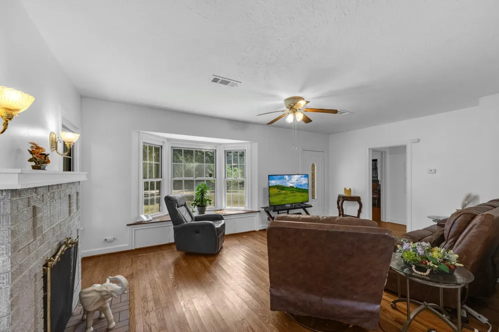 405 Missouri Street Liberty, TX 77575