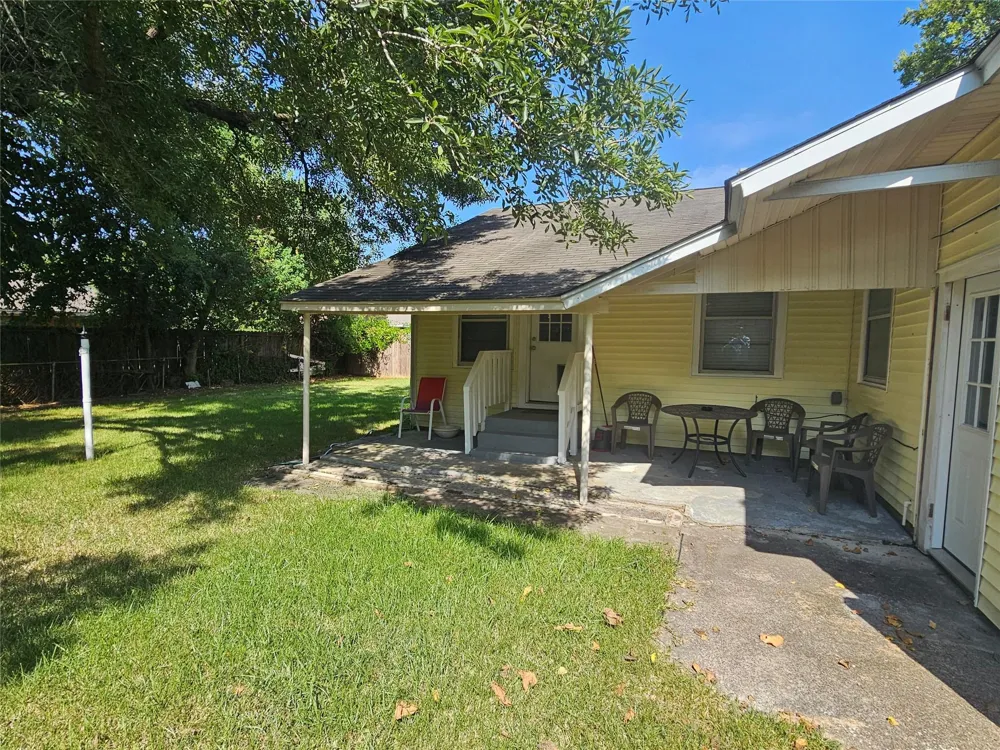 125 E 6th Street Deer Park, TX 77536