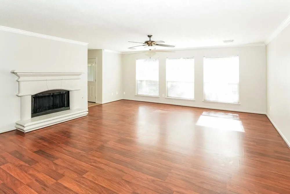 19814 Waterflower Drive Tomball, TX 77375