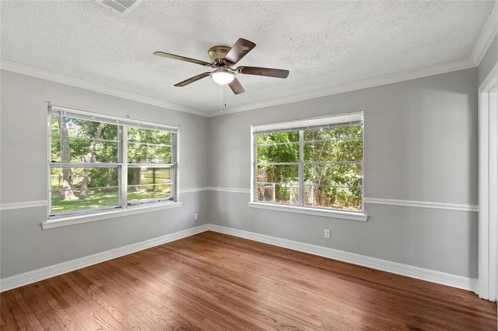 424 Southern Oaks Drive Lake Jackson, TX 77566