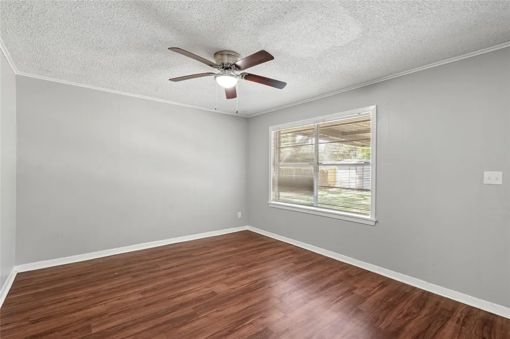 424 Southern Oaks Drive Lake Jackson, TX 77566