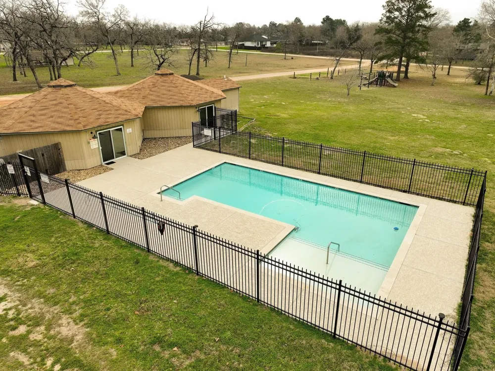 26439 Lakeshore Drive Hempstead, TX 77445