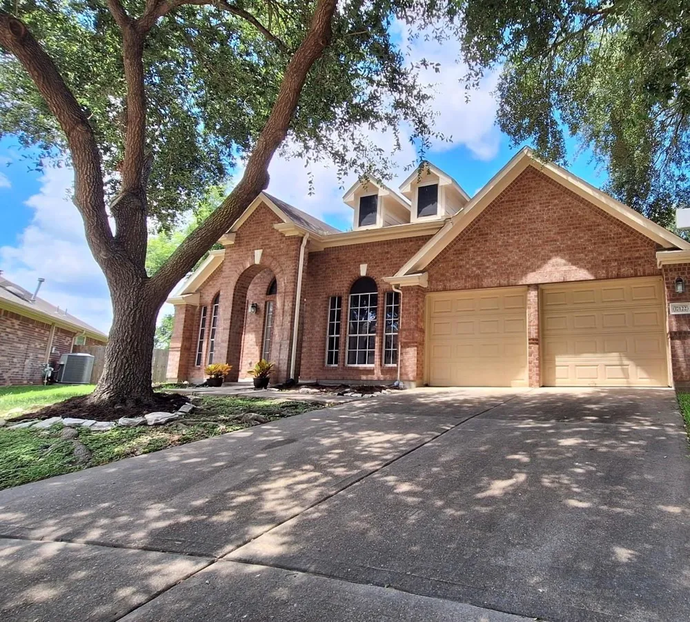 17122 Canterbury Green Court Sugar Land, TX 77498