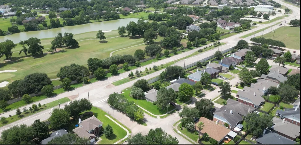 17122 Canterbury Green Court Sugar Land, TX 77498
