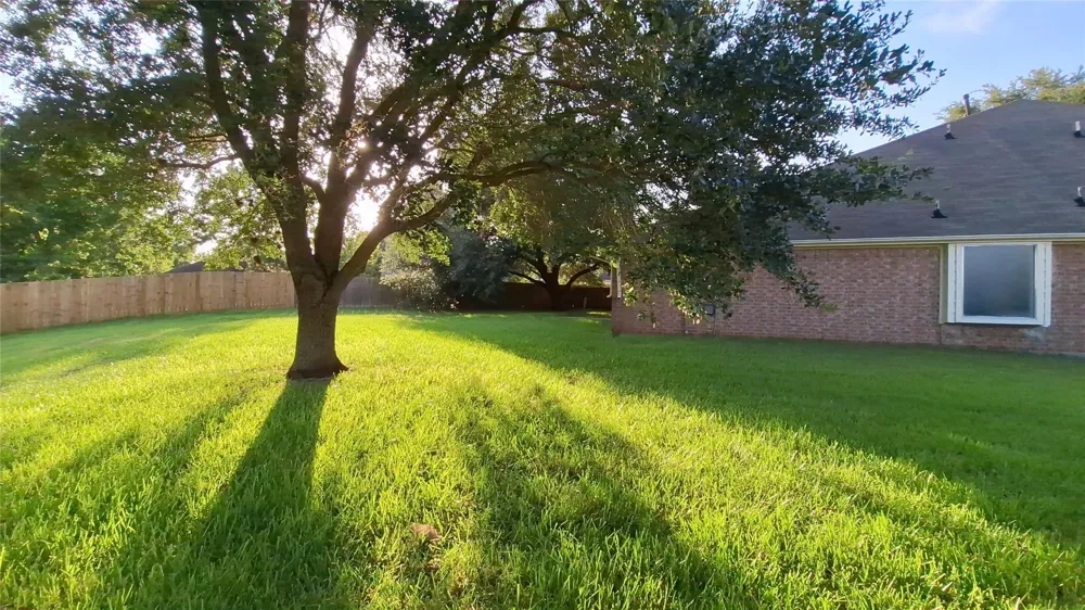 17122 Canterbury Green Court Sugar Land, TX 77498