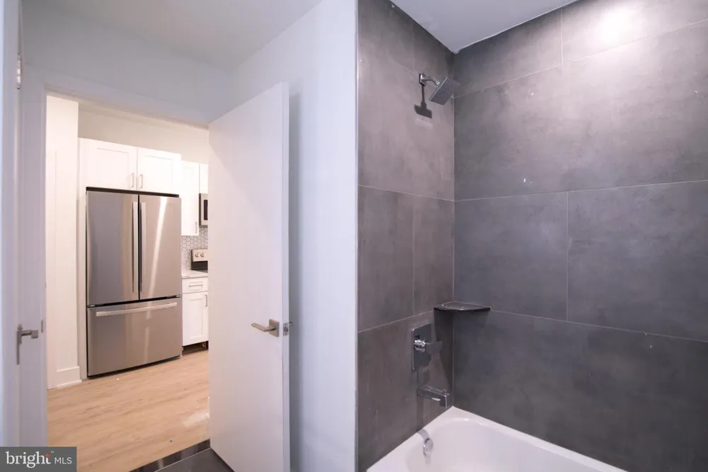 1325 LEE STREET #UNIT 405 Philadelphia, PA 19125