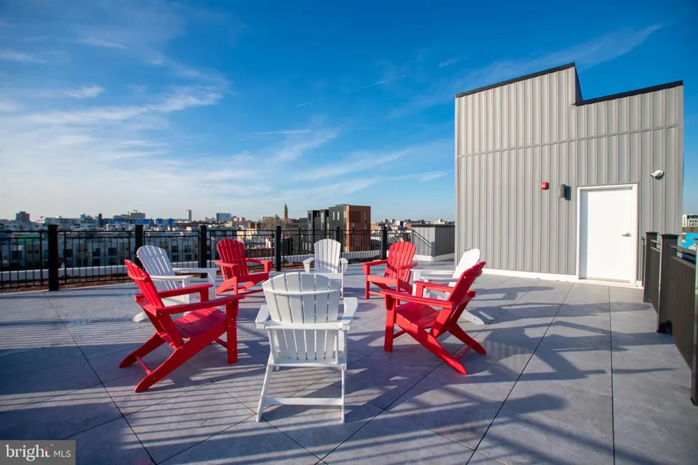1325 LEE STREET #UNIT 405 Philadelphia, PA 19125