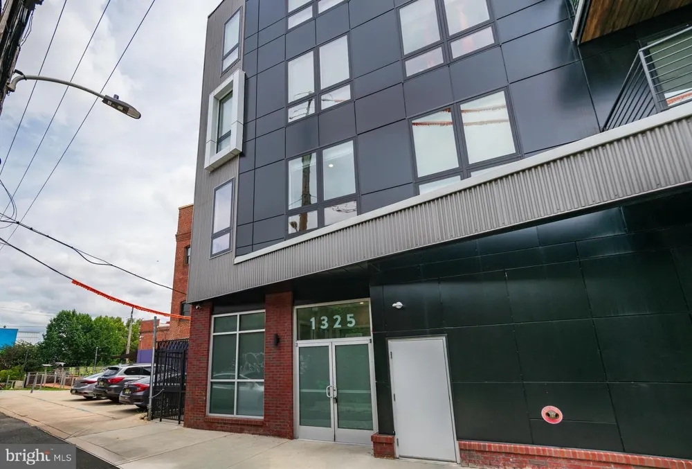 1325 LEE STREET #UNIT 405 Philadelphia, PA 19125