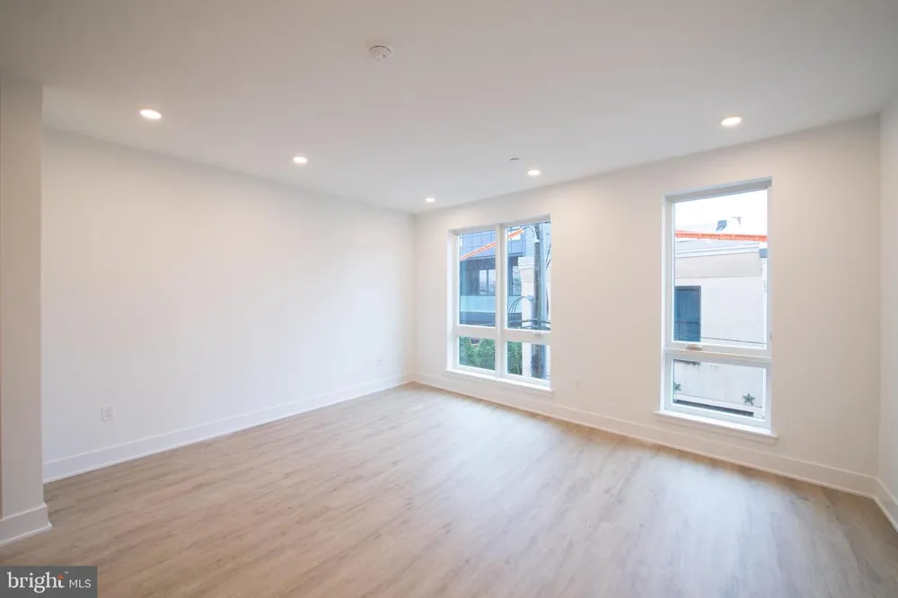 1325 LEE STREET #UNIT 405 Philadelphia, PA 19125