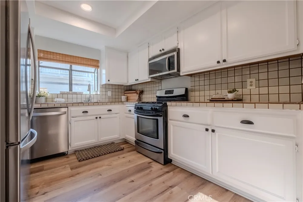 615 Monterey Avenue #I Monrovia, CA 91016