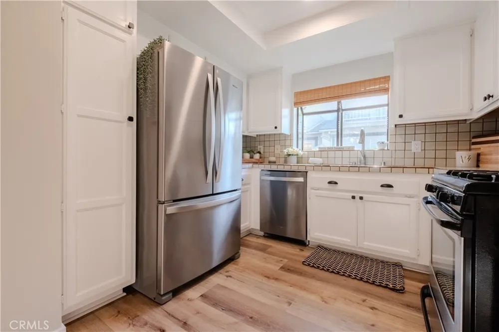 615 Monterey Avenue #I Monrovia, CA 91016