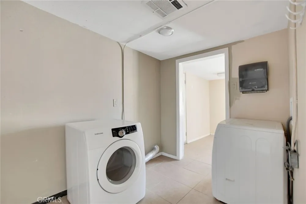 27086 Wentworth Drive Sun City, CA 92586