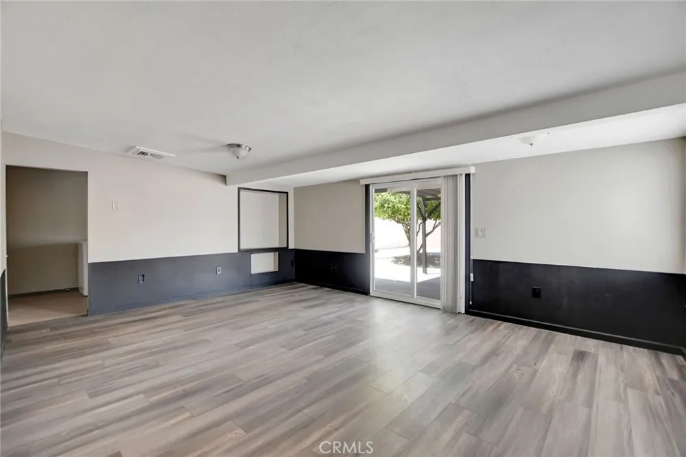 27086 Wentworth Drive Sun City, CA 92586