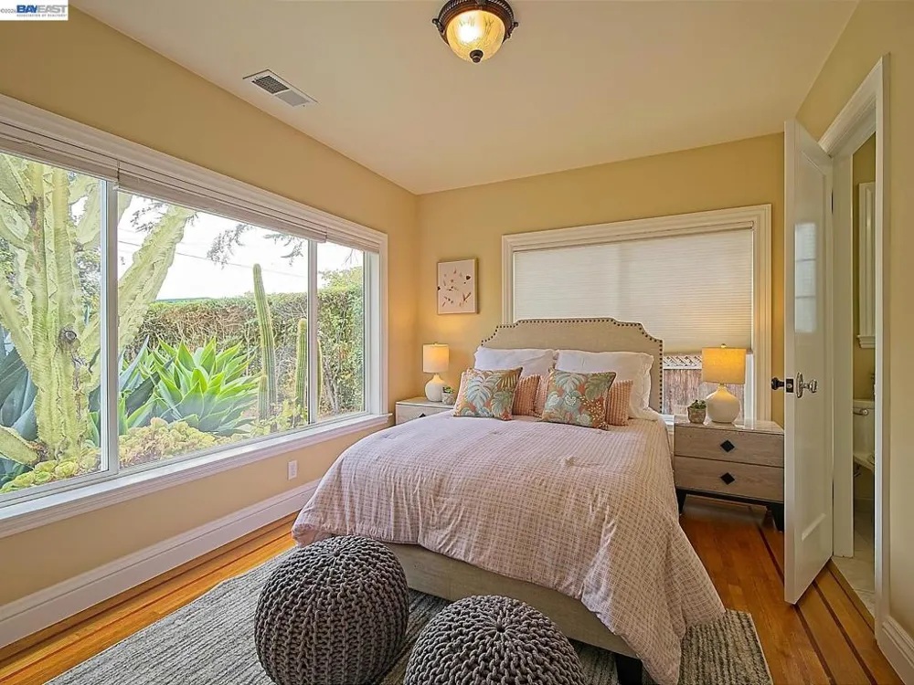 574 Broadmoor Blvd San Leandro, CA 94577