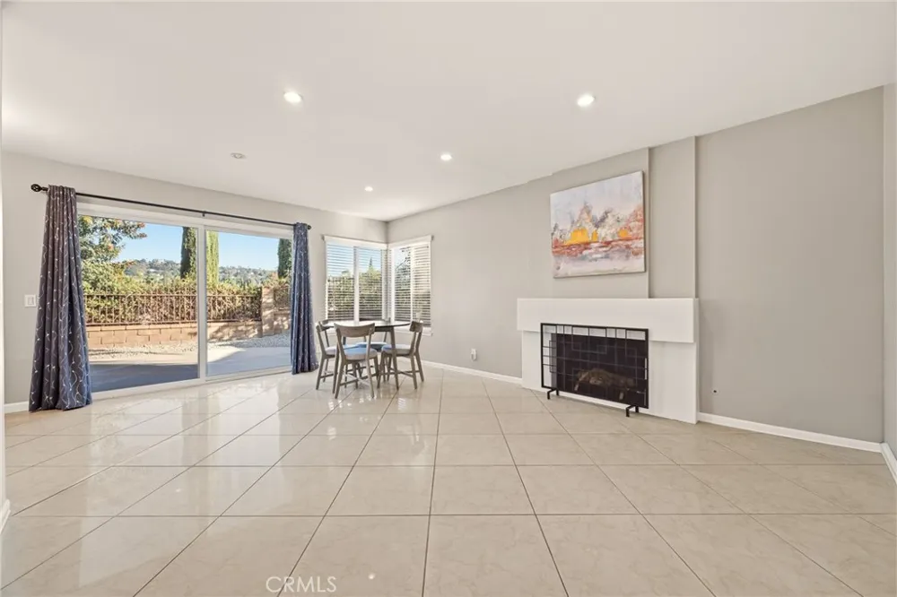 20112 Divino Walnut, CA 91789