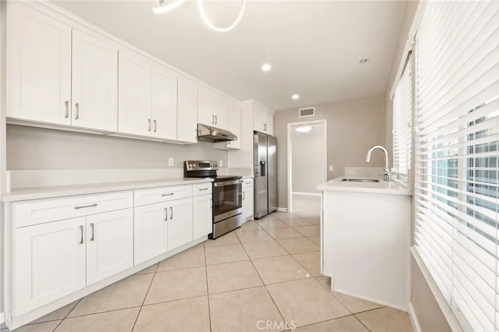 20112 Divino Walnut, CA 91789