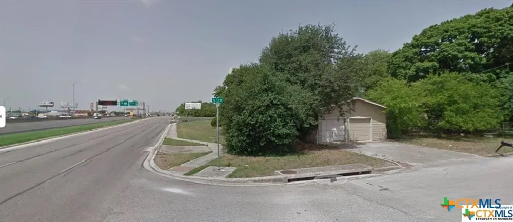 608 S Interstate 35 New Braunfels, TX 78130