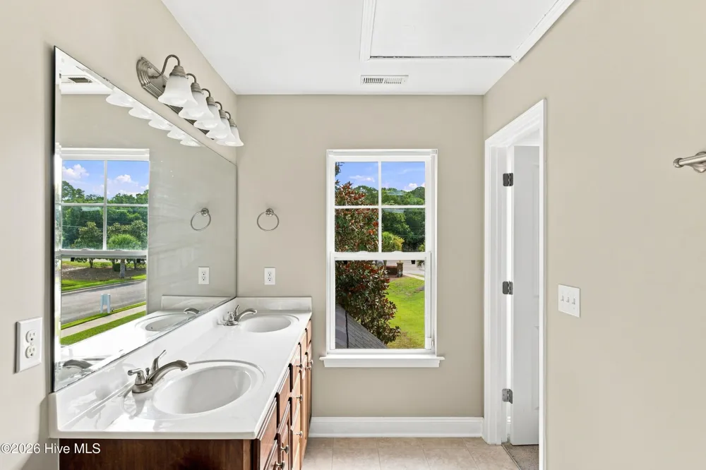 8023 Sweetgrass Court Wilmington, NC 28412