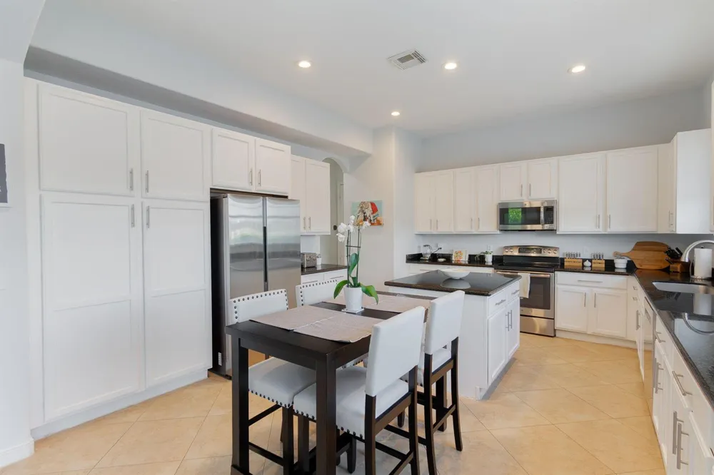 428 Cresta Circle West Palm Beach, FL 33413