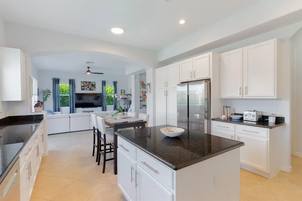 428 Cresta Circle West Palm Beach, FL 33413