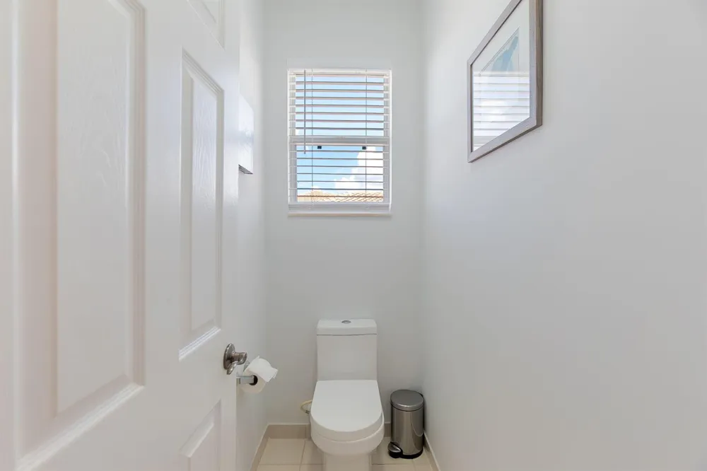 428 Cresta Circle West Palm Beach, FL 33413