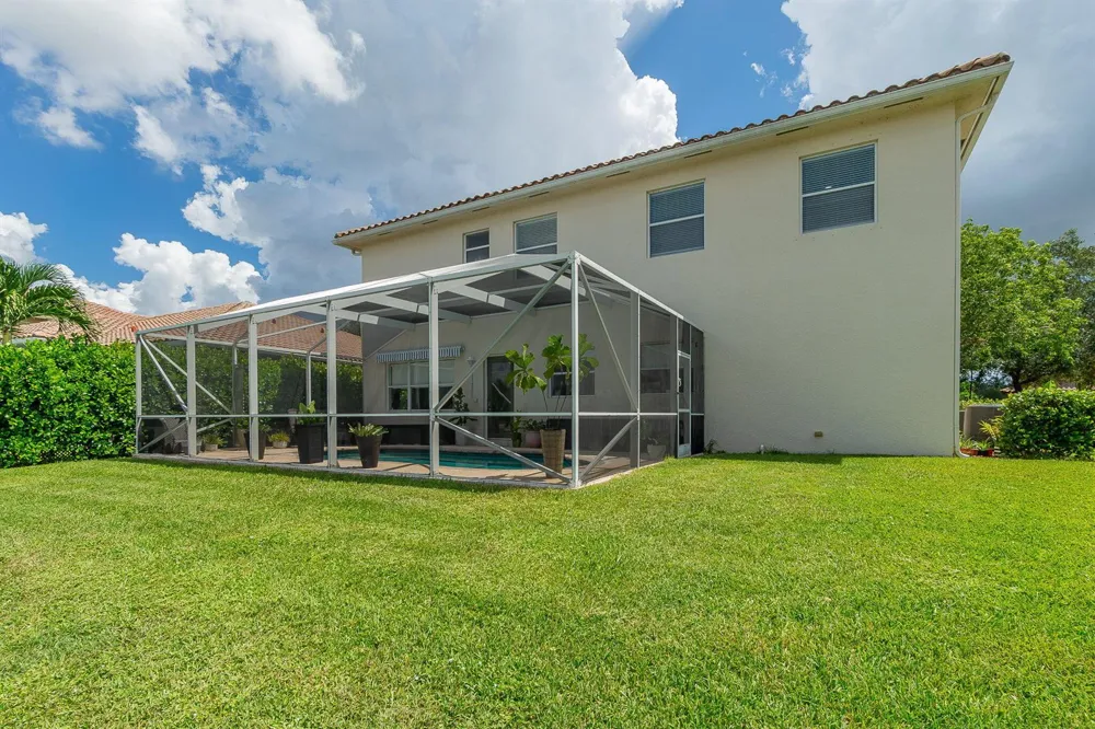 428 Cresta Circle West Palm Beach, FL 33413