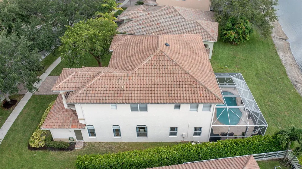 428 Cresta Circle West Palm Beach, FL 33413