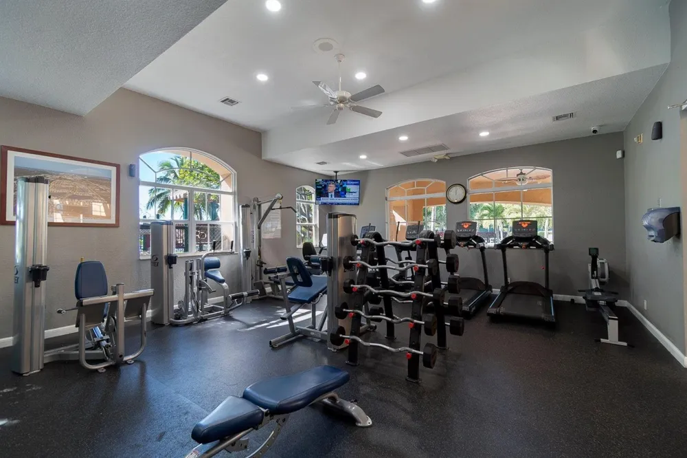428 Cresta Circle West Palm Beach, FL 33413