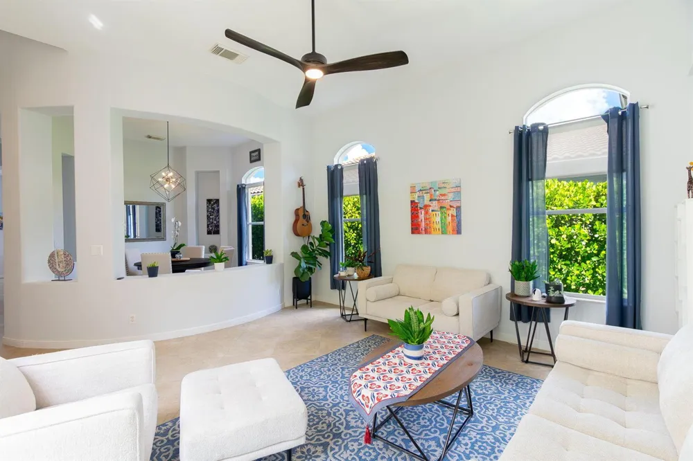 428 Cresta Circle West Palm Beach, FL 33413