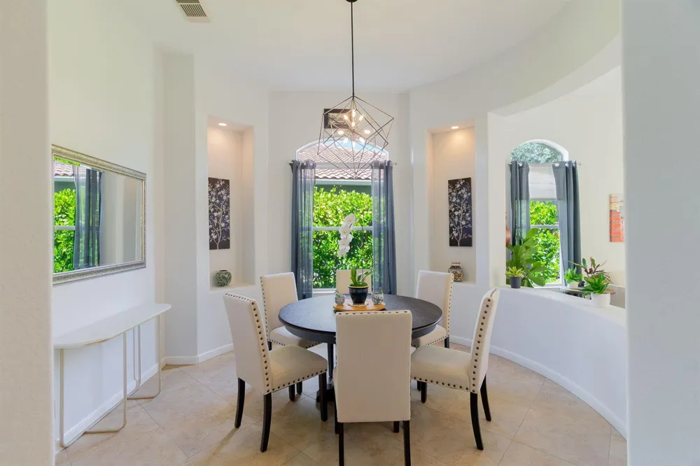 428 Cresta Circle West Palm Beach, FL 33413