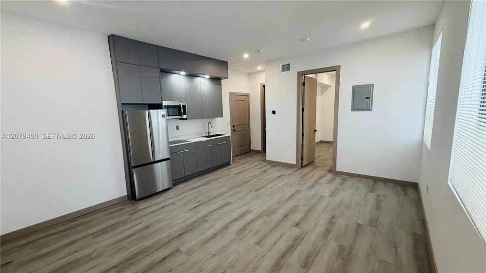 768 NW 2nd St #7 Miami, FL 33128