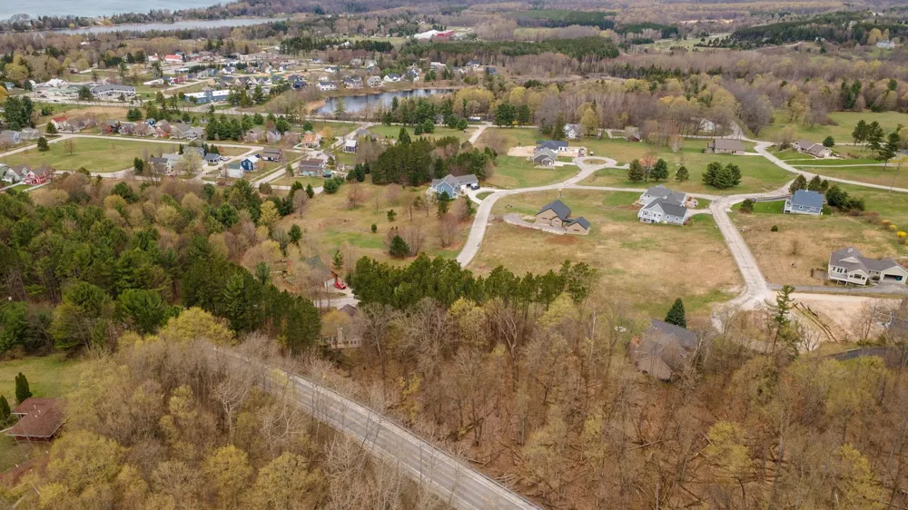11789 S Roen Drive Leelanau Township, MI 49630